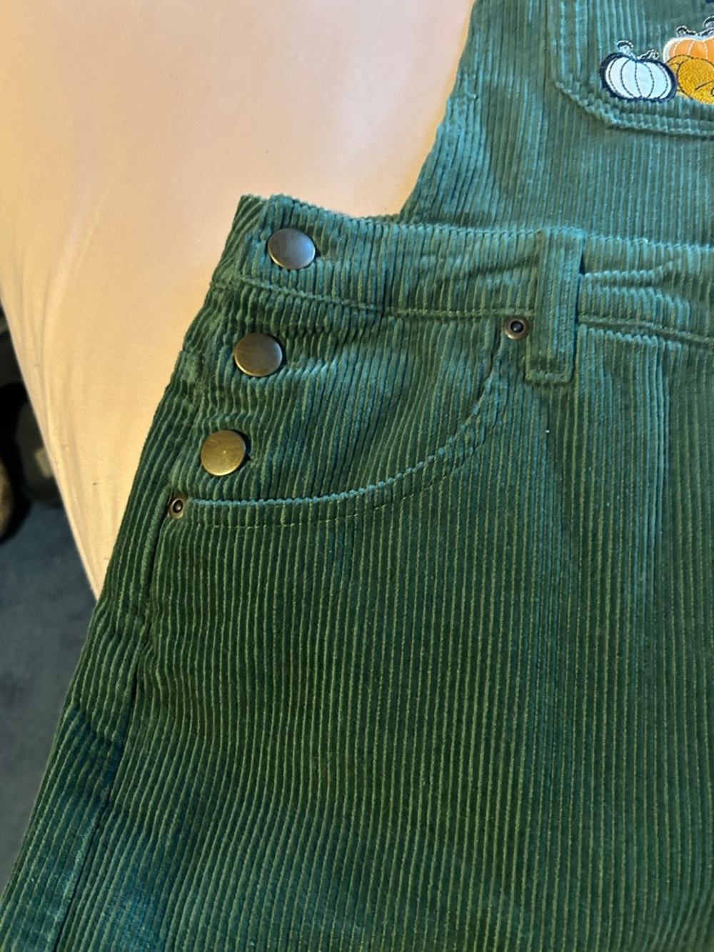 Green Corduroy Short Overalls with Disney Halloween Embroidery - Picture 6 of 9
